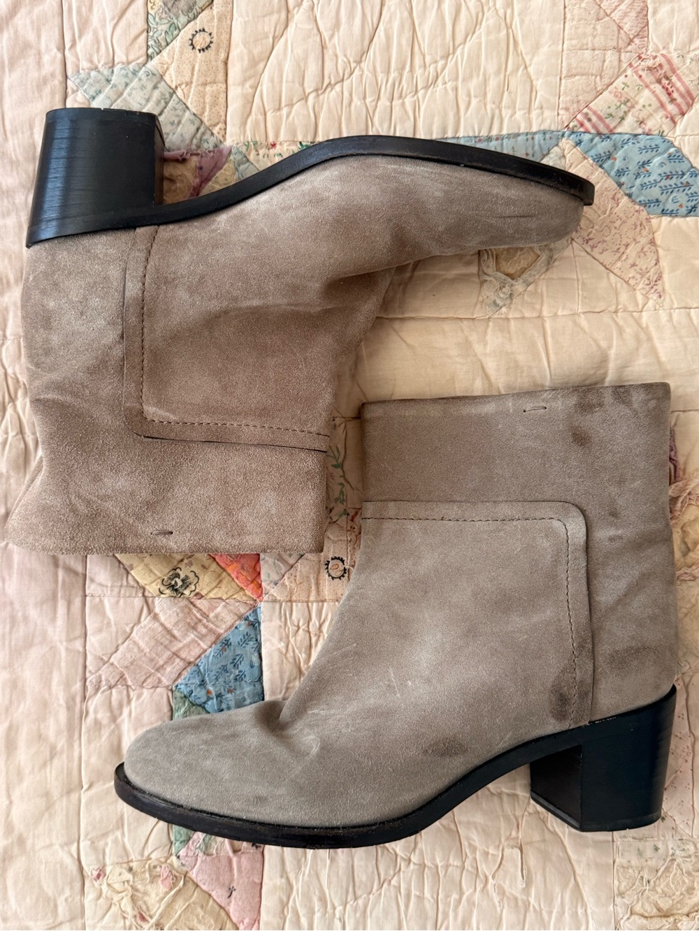 Max Mara Suede Ankle Boots | Size 40 | Block Heel | Made in Italy | Pls READ